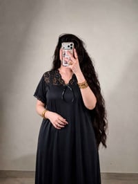 سواد فاحم • فري سايز • قصة انسيابية
