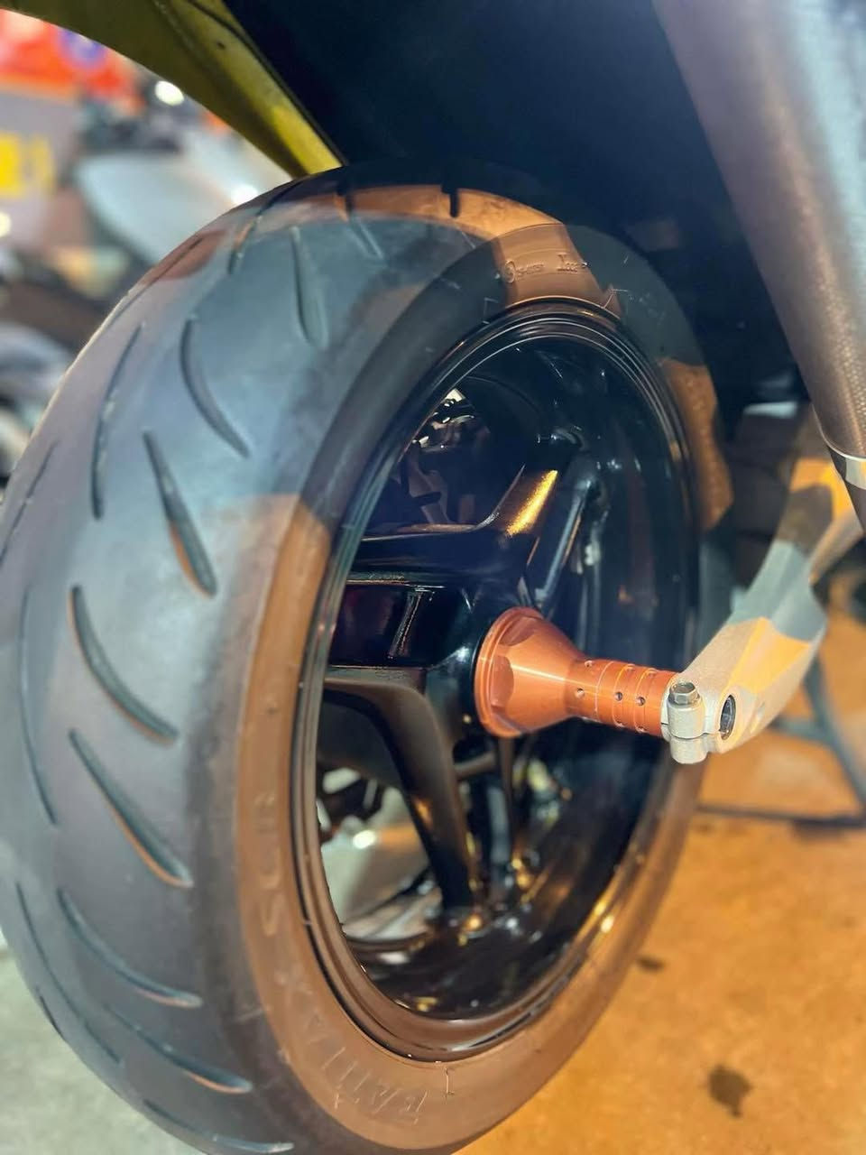 سلام عليكم شباب دراجة للبيعTmax5002007بيهة ويل 11فلنجات رياضي عنابير ويدات رياضي صالنصة رياضي دراجة ماشي31kmمكاني بغداد ***********
