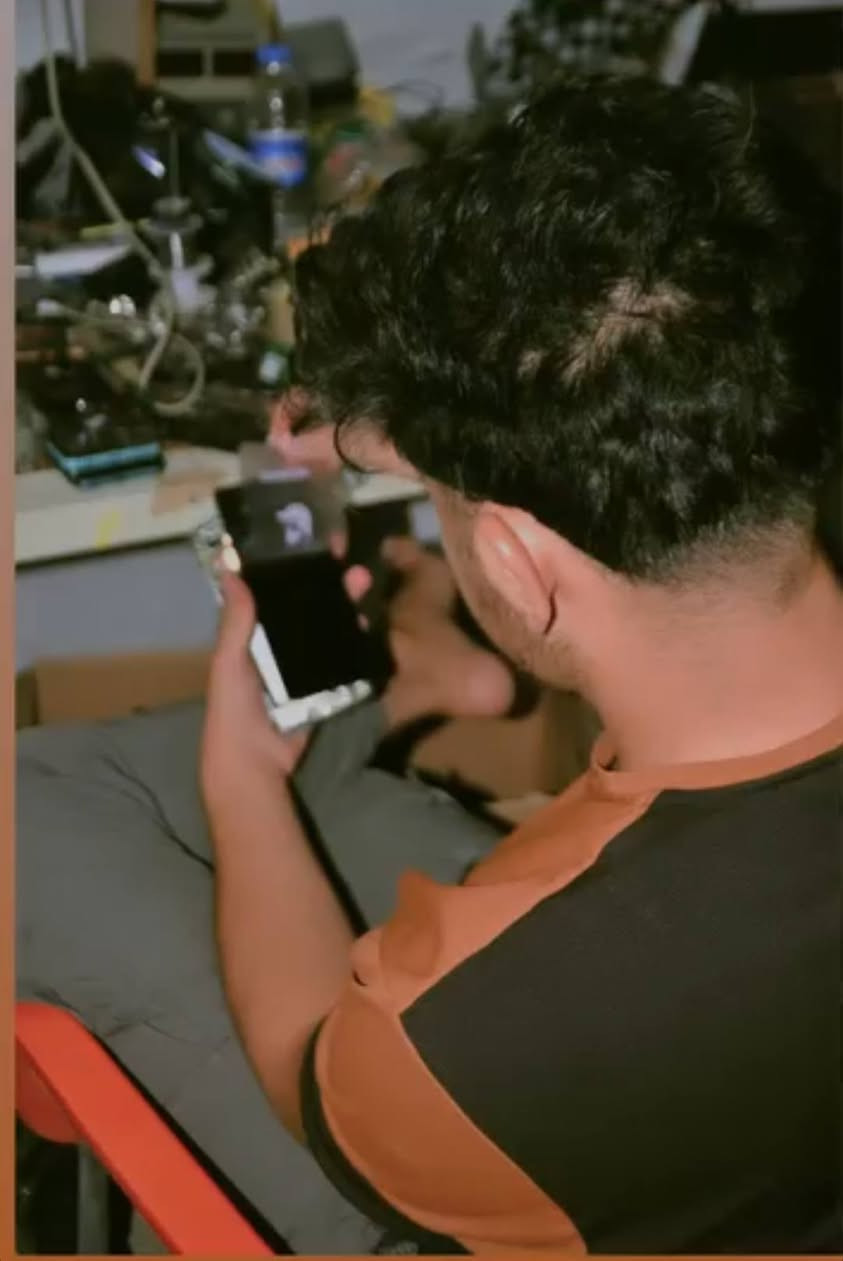 نشتري اجهزه عاطله مكسوره شاشه اسعارهن حسب النظافه وموديل الجهاز +يوجد صيانة لكافة انواع الاجهزه 
تبديل شاشات تبديل ايسيات شحن وغيرهن من الاعطال 

تصليح شاشات بلازمه 
تصليح مكينة لحيم 
تصليح بايسكلات شحن 
تصليح انفيرتر 
تصليح نانو
تصليح كافه الأجهزة الكهربائية 

العنوان مدخل الزاب

اتصل وتدلل
ثابت الجبوري  ***********

خضير ال هادي  ***********

جميل شاهر ***********
