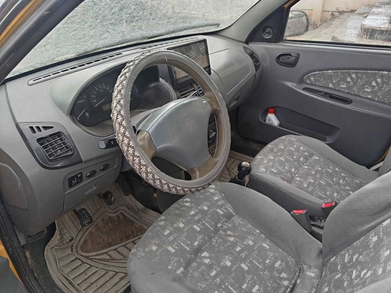 البيع طيبه موديل ٢٠١٥ مصفره هيه وغرامات سياره حله من صور سعر سنويه ٢٠٢٧ سعر ٣٧ بيه مجال قليل رقم *********** ميسان المجر الكبير
