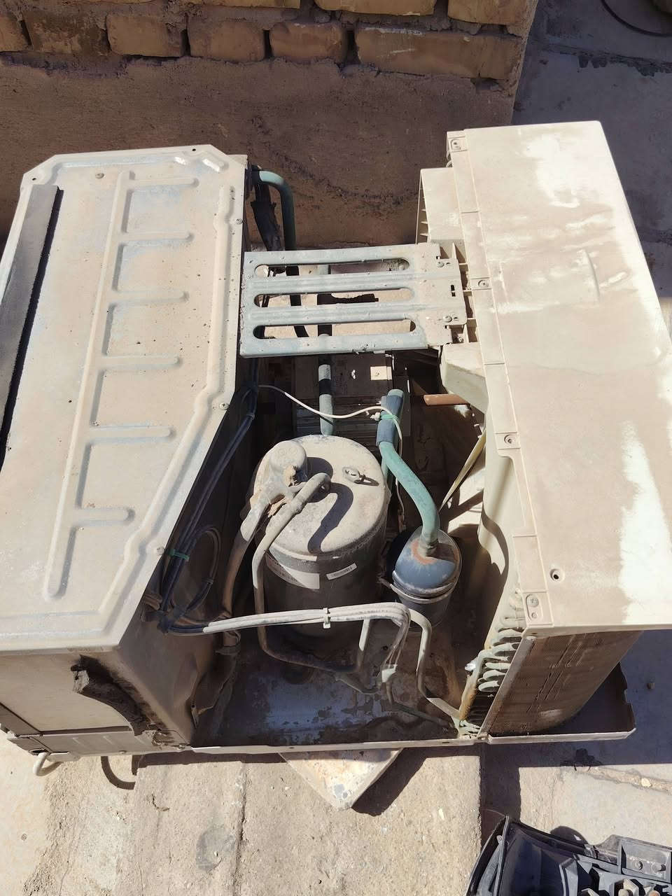 فول تبريد  طنين 250 بيه مجال
رد


**إذا كنت صاحب هذا الإعلان وتريد حذفه لأي سبب، رجاءا أرسل رسالة إلى الدعم الفني**