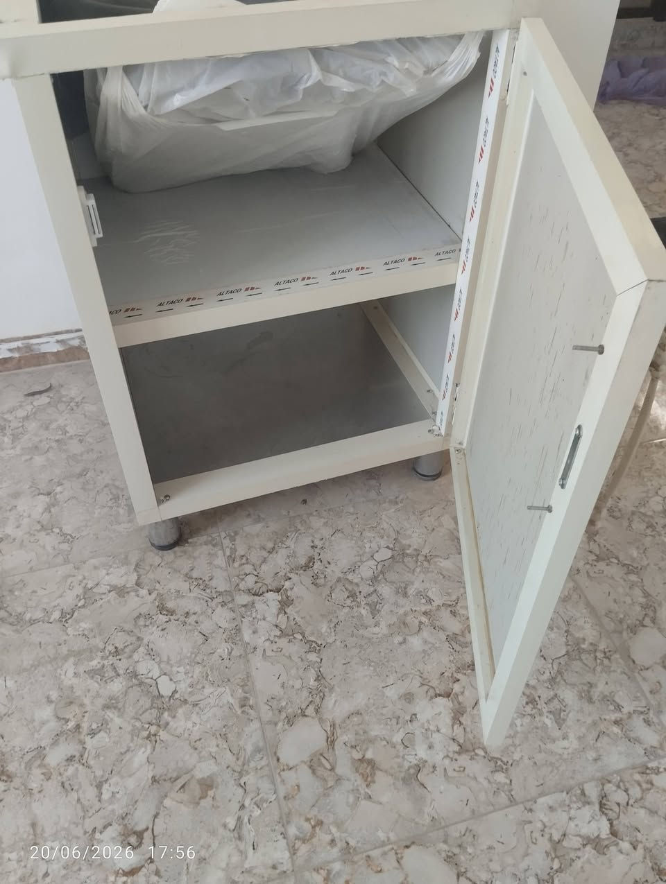 طباخ منضدي اربع عيون مع ميز مستعمل قليل مكان ابو غريب


**إذا كنت صاحب هذا الإعلان وتريد حذفه لأي سبب، رجاءا أرسل رسالة إلى الدعم الفني**