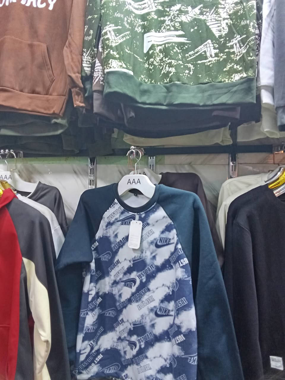 اللهم صلي على محمد وال محمد.عرضنا اليوم غير شكلكل شي بالصور 7كل 2.   ب15الف العنوان بلد شارع الكراج .
مجاور مطعم سيد حسن ابو الدجاج شارع البنجرجيه.
,***********...
