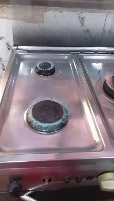 طباخ للبيع نضيف شغال بسعر١٧٠ عنوان كربلاء


**إذا كنت صاحب هذا الإعلان وتريد حذفه لأي سبب، رجاءا أرسل رسالة إلى الدعم الفني**