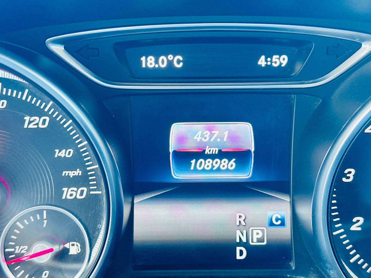 سلام عليكم 
مارسيدس - ‏Cla -250
 مديل - 2019 
فول موصفات 
- بصمة 
- رادر 
- نقطة عمياء  
- كامرة خلفية 
- بانوراما
- كشنات جلد رياضي 
- ذاكرة تخزين مقاعد 
- كروز تثبيت السرعة 
- تحكم استيرن يمين يسار 
- ماوس 
- اشاير بالمري 
- بك لايت لد 
- قطعتين تبريد 
- حساسات اماميه خلفيه 
- انارة ترحيب 
- توقف ذاتي 
السعر 175،ورقه - ⁠
      ماشيه 60 الف 
* وارد امريكا صور حادث بدون دواخل بدون ارباك سياره صور حادث بالمنشور صور قبل صبغ بالمنشور 
العنوان بغداد بسمايا 
*********** بغداد, العراق
