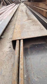 جنل الطول (6) متر العرض (8)  انج السمك (3) ملم العدد (100)قطعه) العنوا...