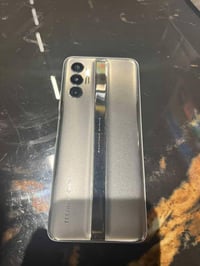 جهاز TECNO POVA 3 امراوس ويه ايفون من ال 11 عادي ونته صاعد وعندي فرق ر...