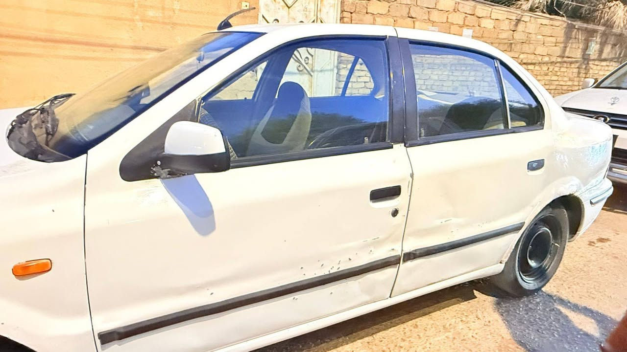 سياره نوع سمند خصوصي 2010
السياره جاهزه شرط المكينه لاتنقص ولاتبخر  گير مكفول 
تبريد شغال ثلج 
حداديه امامي خلفي نضافه فول 
سنويه صاقطه ب 2024/11/23
تايرات جدد امامي، الخلفيات نص عمر 
بيها بارد بالبيبان واضح بالصوره جهة السايق والعبري 
الكهربائيات كلهن شغالات 
تحويل مباشر ثاني يوم 
باتري جديد داينمو جديد باور ومشط جديد السعر 29 وبيه مجال مكان السياره الديوانيه قضاء البدير  ***********
***********
