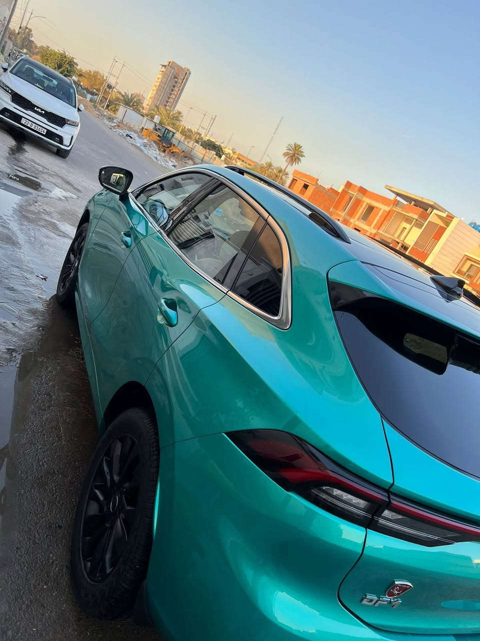 دونك فينكT5 EVO موديل 2023
فول مواصفات 1/1 استيشن
المحرك:  1.5 L تيربو (متسوبيشي )
ناقل الحركة : 7سرعات
قوة الحصانية : 195 حصان 🐎 
ماشية :93000
المواصفات 
ويل قياس 17 انج 
بانوراما 
شاشة التحكم ولعرض القيادة 10.25 أنش 
نظام تحديد مسار 
مقاعد مصنوعة من جلد النابا 
المقاعد الأمامية كهربائية و مدفاة وتبريد 
مصابيح أمامية LED
صندوق  كهربائي بصمه 
حساسات أمامية وخلفي مع كامرات 
دخول ذكي بصمه   
مؤشر لضغط الإطارات 
8 سماعات 
3 أنظمة قيادة (اقتصادي ،رياضي، اعتيادي )
سيارة بيه هواي مواصفات مكفولة من اي ضرر بيه في دعامية شخط ورصعتين في باب سائق 
رقم  سليمانية 
رقم صاحب سيارة *********** السعر 23 مليون
