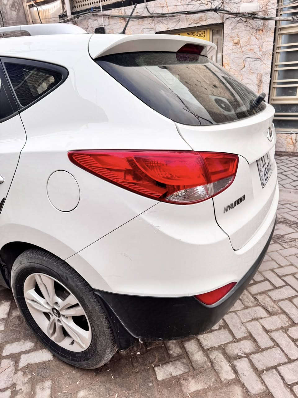 توسان 2010رقم انكليزي جديد   2000 دوش خليجي  السياره بسمي السونار مرفق ويه الصور 120 قفل نهاىي ***********
