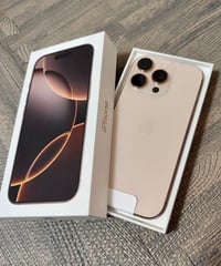 � للبيع | iPhone 16 Pro Max  🔹 الذاكرة: 512GB 🔹 حالة الجهاز: نظيف جداً...