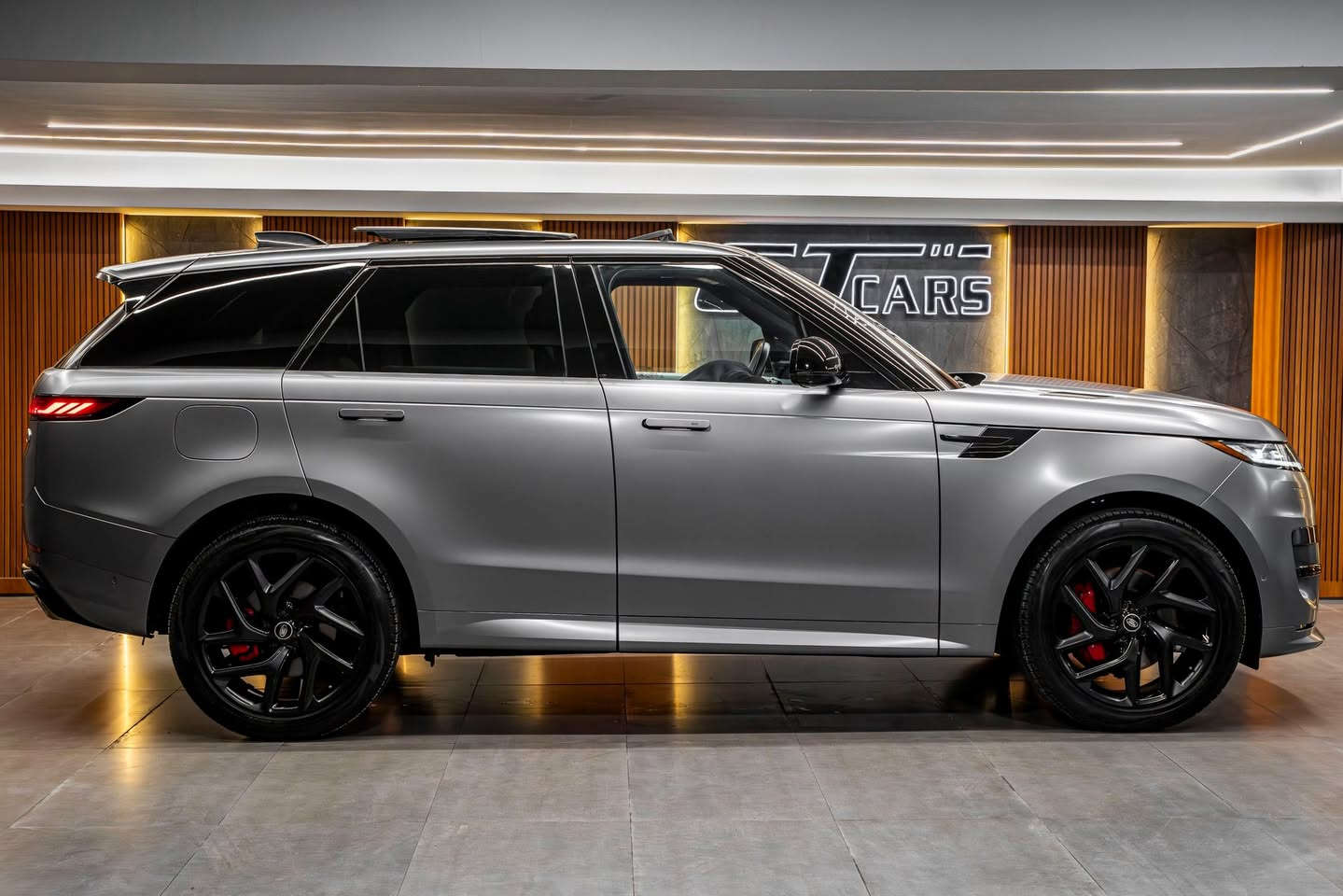 Renge Rover Sport
X dynamic 
موديل:2023
ميل25.000 المسافة المقطوعة 
سيارة فول فول مواصفات 
بدون دعم مكفول 
سعر $84.000
موقع سيارة بدهوك
☎️
***********
***********
