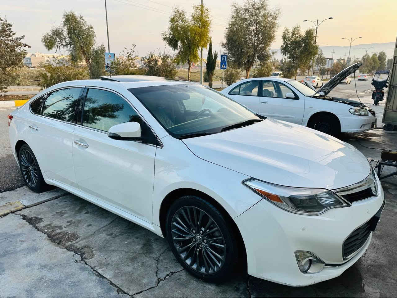 ‎بۆفرۆشتن 💎⚜️للبیع

‎‏‎‏⚜️ Toyota Avalon Limited  ⚜️ /2013 
‎خلیجی‎‏‎ سفری شەریکە 

‎‏سەیارەکە یەک پارچەی بۆیاخە.. 
‎‏‎گێڕ و مەکینە بەشەرت نەکراوەتەوە سەوت دووکەڵ و بوخاریشی نیە بەشەرتی فەحس 

‎‏‎مواسەفات لیمتد برێمی ۱/۱ فوول 
‎‏‎سڵاید ،، بەصمە  ،، کامل کوشنیسارد و گەرم ،، کوشن جلد خەزن و میمۆری شاشە گەورە ،، لایت لید و زینۆن دەبڵ عەدەسە ،، هەردوو کوشن کارەبا ،، ئاوێنە شەفت ،، مکەبەرە JBL ،، دۆسیە لید ،، پەردە ،، ۳ مۆدی درایڤ ECO SPORT ,, NORMAL و زۆر زۆر مواسەفاتی تر ..
‎
‎تەقەو ڕەقە و پێش و دوای بەشەرت
‎‏‎سەنەوی و هەزەی تازەیە و بەناوی خۆمەوەیە 
‎‏‎شوێن : سلێمانی
سعرى/١٨٦$
*********** Singapore
