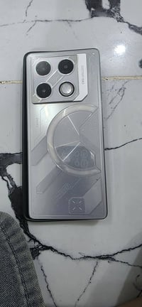 جهاز infinx gt 20 pro   الجهاز نضافه %90 مابي ملحقات بس كارتون و راس ا...