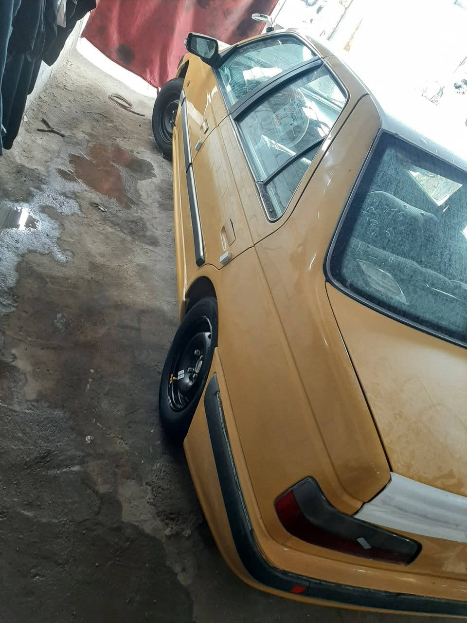 السلام عليكم بيجو موديل15 سياره كفاله عامه وشرط السونار  سعره 52 وبيه مجال الشراي سياره جاهزه وجديده مكينه وكير جدد حداديه تخم تاير باتري جديد كهربيات من الطول الطول شغاله وكله عل البلد سياره ما تعبانه وما مشتغله تكسي رقم ميسان سنويه جديده ومصفره من كلشي تبريد ثلج🥶 تتفه سياره بعده لوك الشراي يخابر ويدلل وهاذه رقمي *********** *********** مكان السيارة العماره  المو شراي خليه يعبر المنشور
