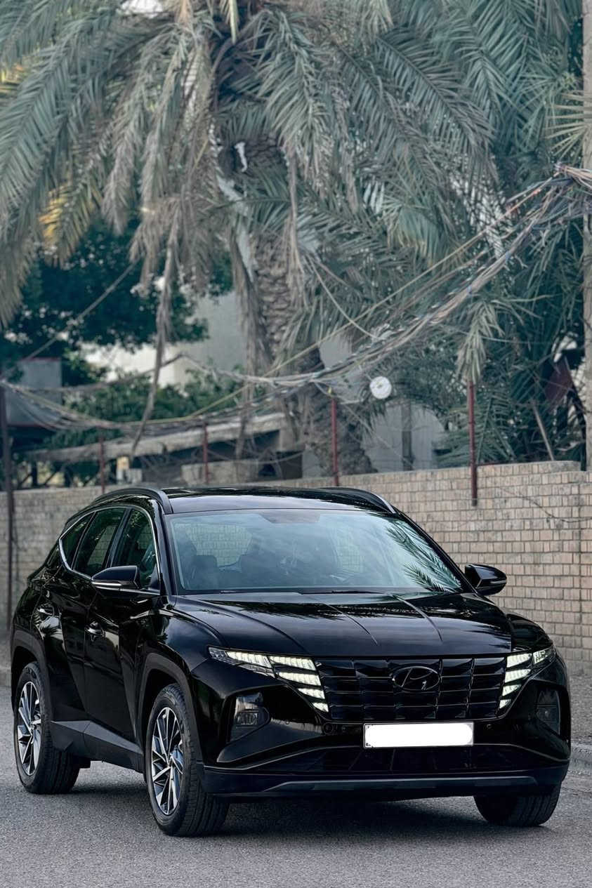 السلام عليكم توسان وارد امريكي. 
‏Hyundai Tucson Hybrid Blue 2022 White 1.6L

          حجم المكينه : 2500 تيربو..... 
          المسافه المقطوعه :50.000ميل وقابل للزياده الف ميل 
          الضرر  : فقط تقرير غرق لاكن كهربائيات سالمه. بنسبه 27%     
          السونار:كامل مكمل من اي شيء مكفوله كفاله تامه 
                   
#مواصفاتها 
الون: الاسود الكذاب. كير: بيانو. بناوراما. ويل 19.
1. شاشه 
2. كامرا
3.تحكم 
4. ويل كب
5. توقف ذاتي 
6. تحديد مسار  
7.كشافات
8. اشاير بالمري
9.لد امامي. لد خلفي
10. هندبريك بصمه
11. بصمه 
12. تشغيل عن بعد 
13. رادار امامي. رادار خلفي. 
14.اشاير بالمري
والمزيد من عالم الهيونداي سياره موصفات vip

رقم الجديد:الانكليزي. بغداد (11)

السعر : 200$
وبيها مجال.. 

عنوان: القادسية.(الديوانية). 📍

للأستفار:... 
***********
***********
