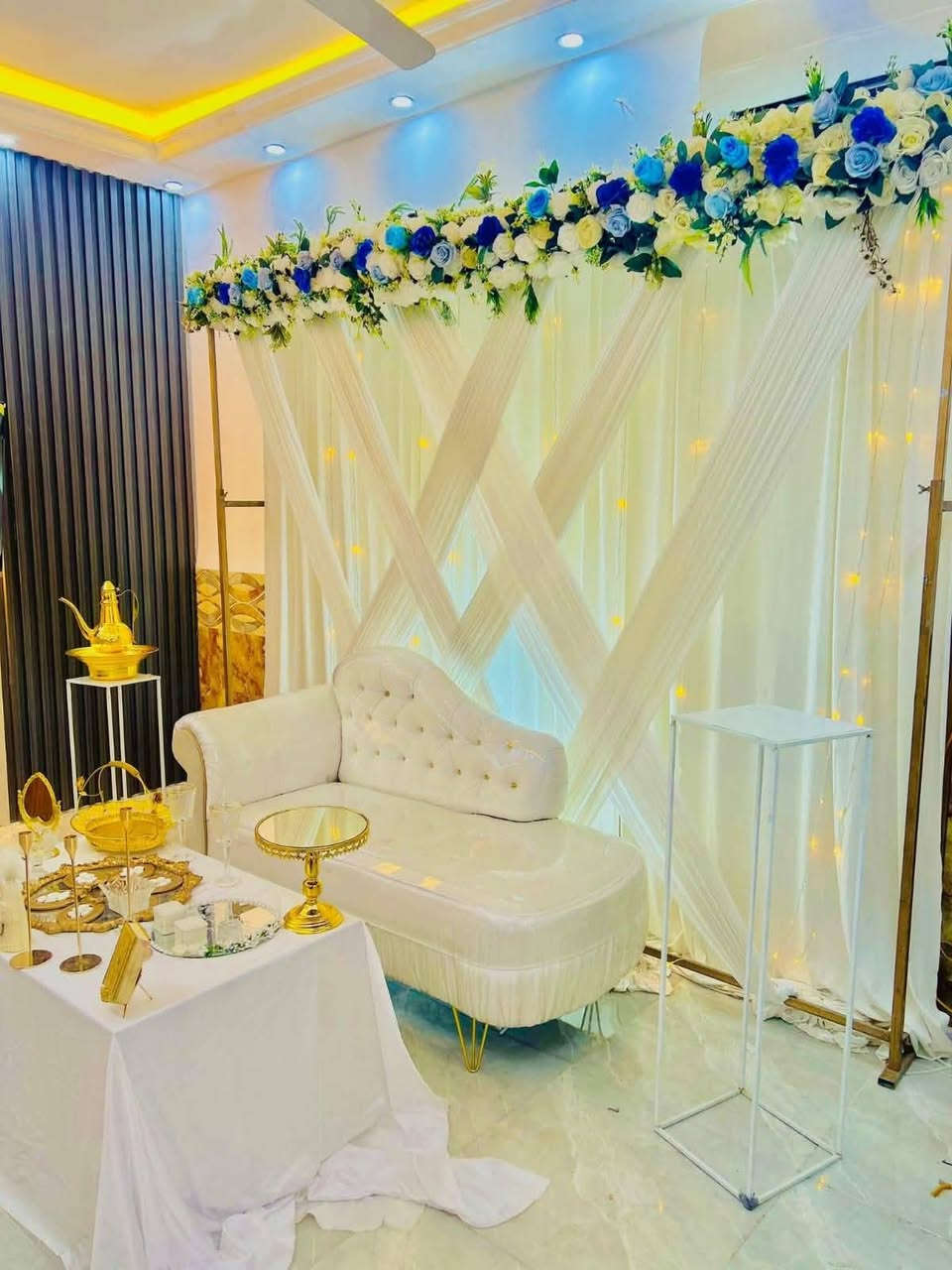✨
لأن كل تفصيلة تفرق… نخلي يومج مميز مثل ما تحلمين 💍

نصمّم كوشات راقية بتصاميم عصرية تناسب ذوقك وتخلي لحظتك أجمل 👑
من أبسط التفاصيل إلى أفخم اللمسات، كل شي نسويه بحب وذوق عالي 🤍

📍 للحجز والاستفسار تواصلوا معنا عبر الصفحة أو الاتصال على هذا الرقم ***********
📩 نرحب بكل طلباتكم ونصمّم حسب رغبتكم

Royal Touch – Where elegance begins ✨
