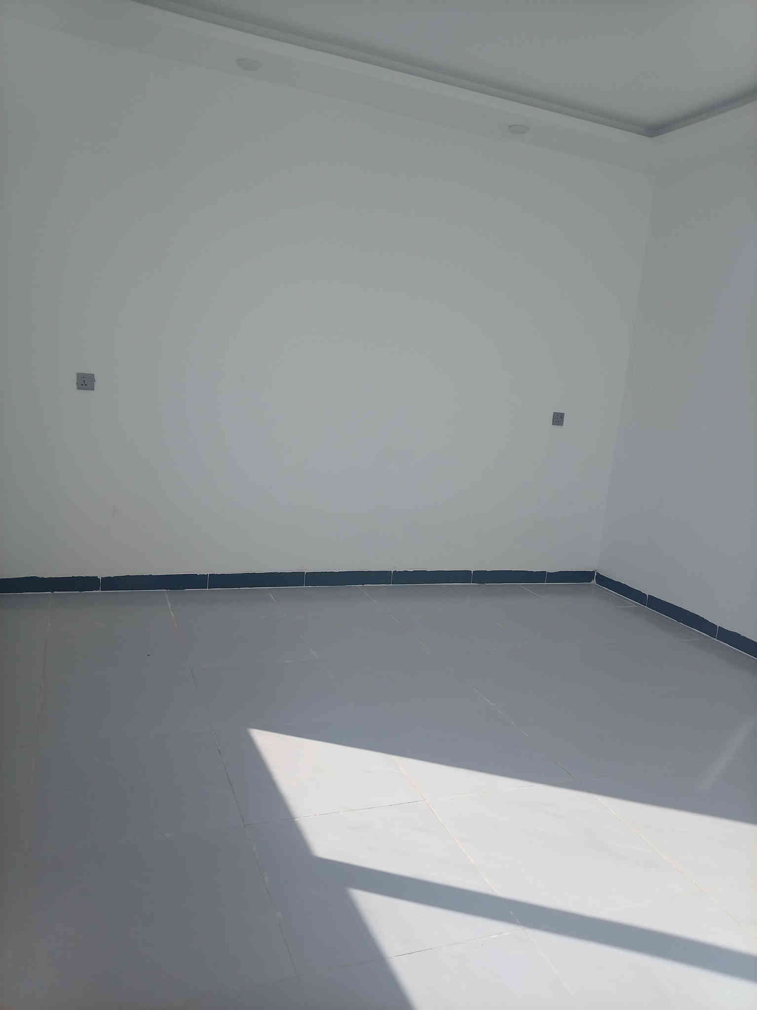 دار 140 متر ركن مربع على شارعين خدمات كامل موقع مميز بناء صفر مامسكون فول ماشي فول مواصفات طابو صرف العنوان كركوك قادسية الثانية قرب مولدة سعدون  للبيع 
السعر 140 مليون وبي مجال
الاتصال و الاستفسار الاتصال على الرقم التالي أو مراجعة مكتب النور الكبير للعقارات والمقاولات ***********
