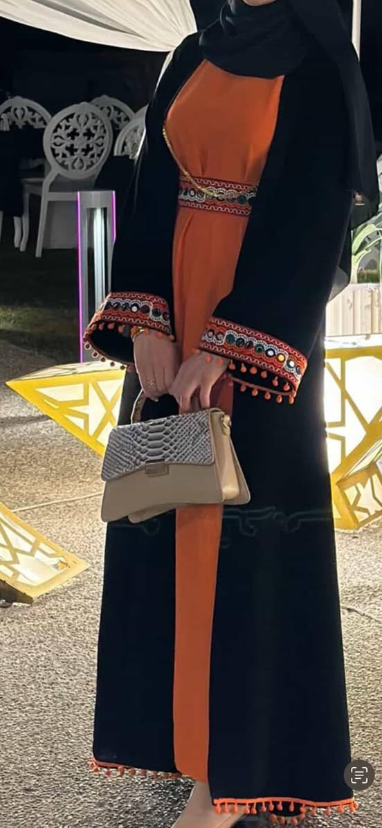 بشت قطعتين كلش راقي وثكيل
من وره البشت عيون كلش حلوه
خياط كلفني ٨٠ 
ابيعه ب ٤٠
الباقي على ١٥ الف 
ملبوس مرا وحدة وكلش نظيفات 
التوصيل بغداد ومحافظات ٥


**إذا كنت صاحب هذا الإعلان وتريد حذفه لأي سبب، رجاءا أرسل رسالة إلى الدعم الفني**