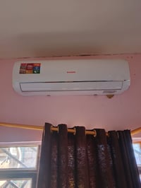 سبلت جديد العالم شتريته صار بي ليك ونقص غاز اريد ابيعه ملاحظة شتريته ب...