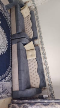 ١٠مقاعد • نضيف • نجارة ثقيلة