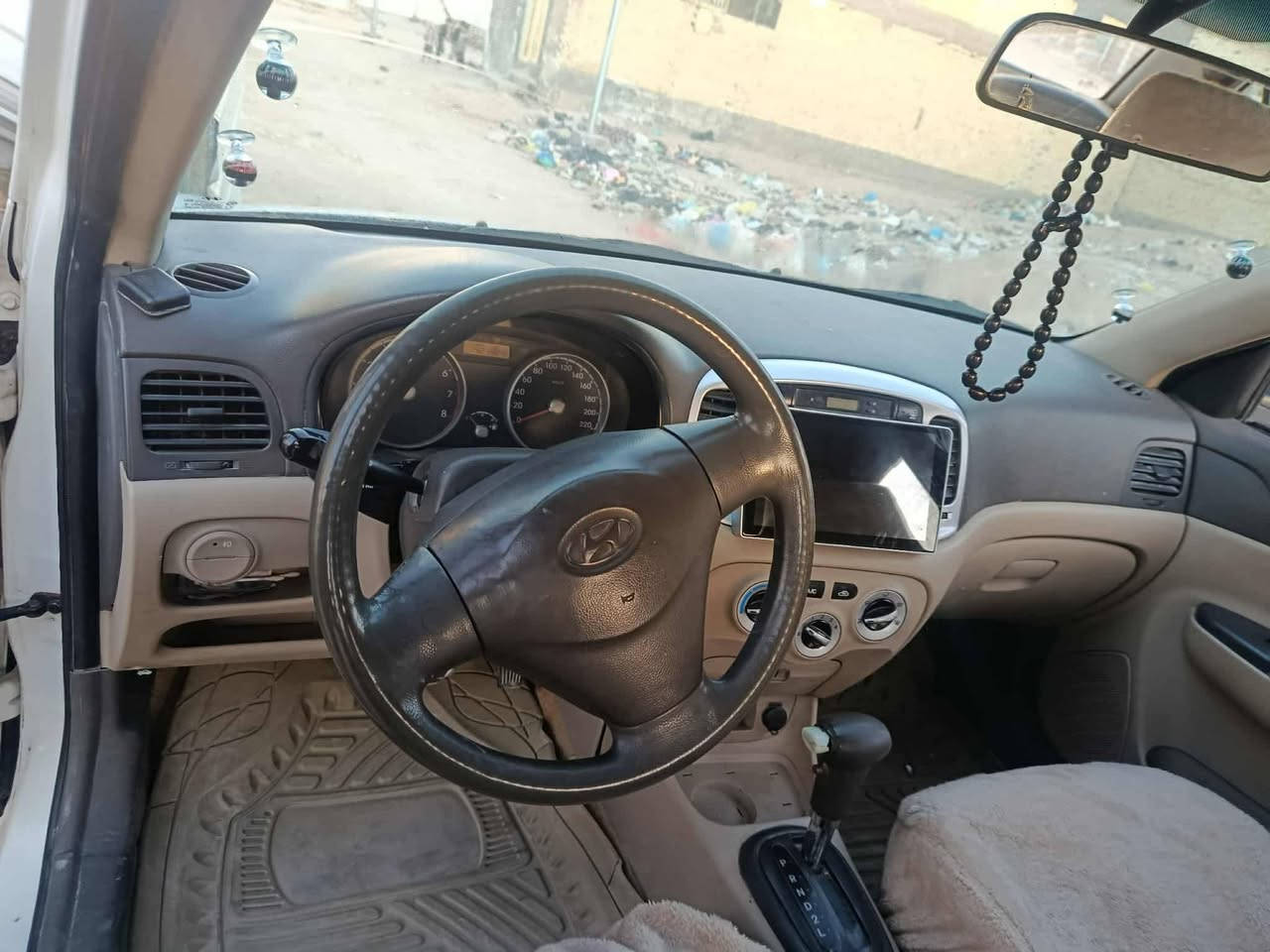 سلام عليكم اكسنت للبيع موديل 2011 موصفات مذكوره بلفيديو شراي يتصل او خاص مكاني نجف حي نداء ***********
