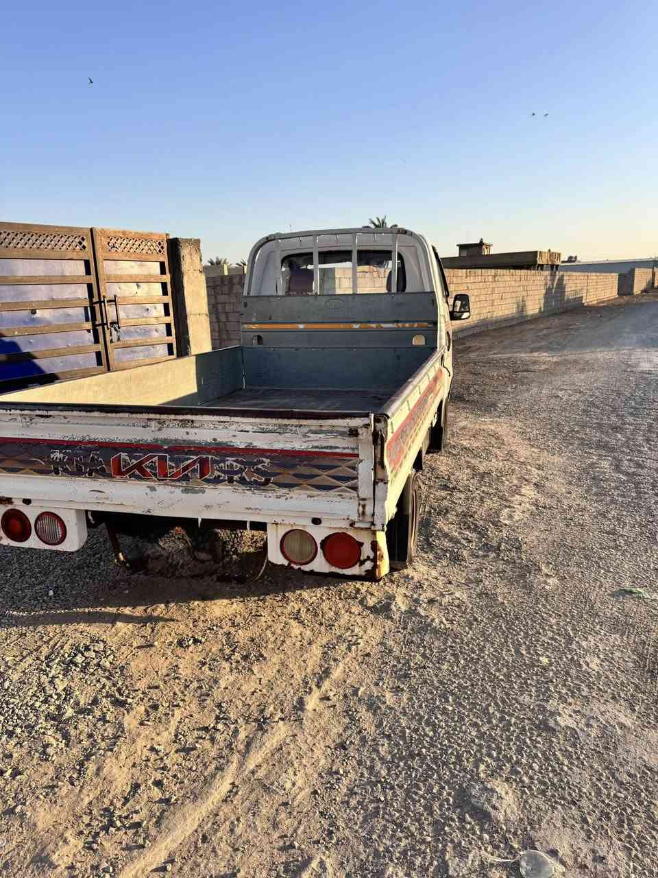 السلام عليكم كيه حمل موديل  14رقم واسط سعر105$ بيها مجال الاتصال على الرقم العنوان الصويره ***********
