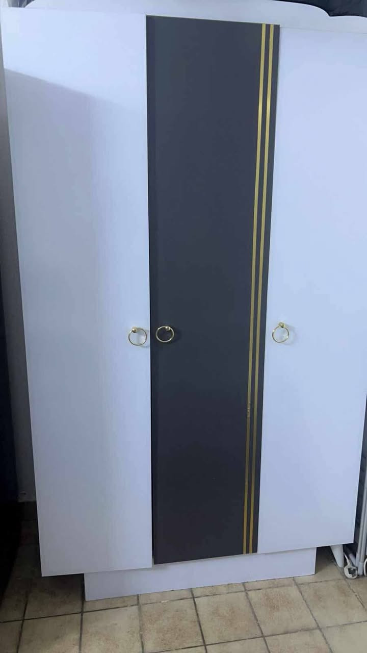 ٣٢٥ الف شارع حيفا 
٧ قطع 
نصيفه


**إذا كنت صاحب هذا الإعلان وتريد حذفه لأي سبب، رجاءا أرسل رسالة إلى الدعم الفني**