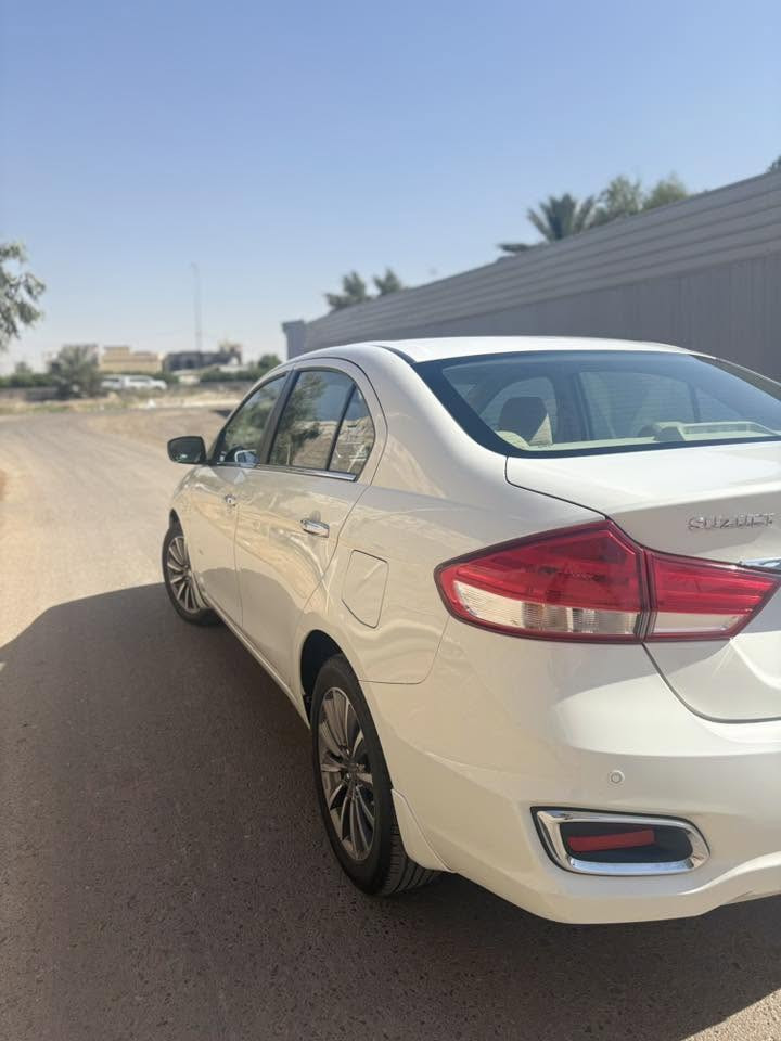 السلام عليكم
سوزوكي سياز 2024 مطلوبه سنتين رقم بغداد
محرك 1500 
ماشيه 30 الف كيلو 
سياره اخت لزيرو
داخله ضمان 
كفاله عامه عده شخطين بلبابين مامبينات 
لسياره مال بيت استخدامهه قليل وماكو مثله بسوك بهيج سعر
بصمه+بصمه ابواب 
اشاير مري+مري شفط 
لايت ليد وبكلايت ليد وزنون 
ويل كروم 15 
يدات نيكل 
كامره خلفيه 
تحكمات ستيرن جهتين 
مثبت سرعه 
تبريد قطعتين 
مكاني بغداد لدوره 
***********6 
سعره 115 وبيه مجال للشراي
