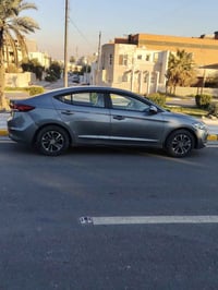 النترا 17 وارد خليجي  السيارة جاهزة وخير من الله  كلشي موظح بالصور  بي...