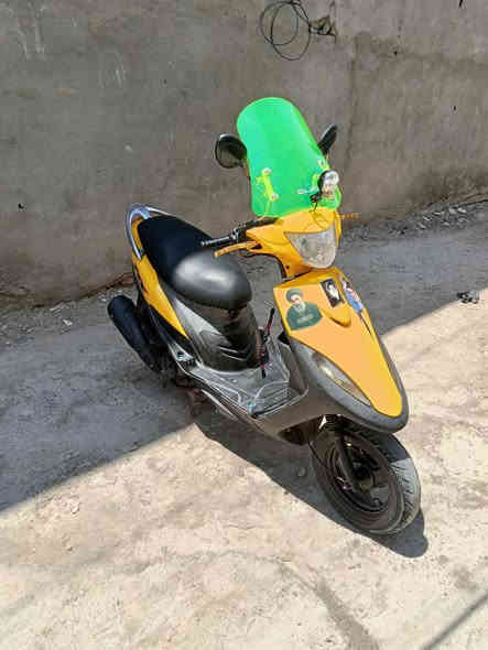 السلام عليكم 
للبيع ماكس عدلة مع كفر اصلي وتجارب ختم واحد مع المحرك مثل ما موضح بالصور محرك ممفتوح هندر و نكره سلف 
السعر 650 الف 
مكاني بياع الشرطة الخامسة ***********
