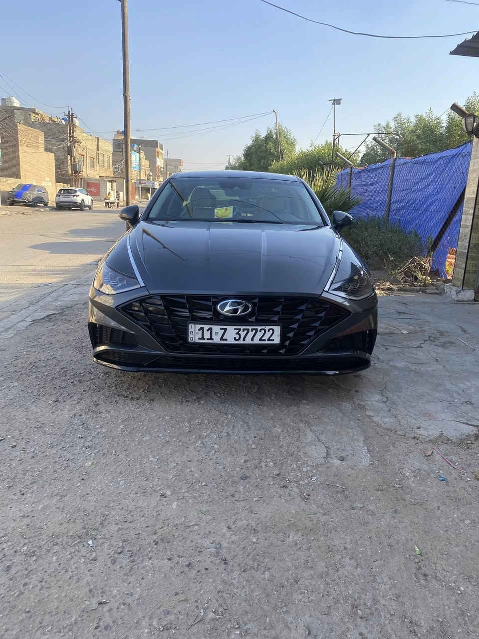 سلام عليكم 
سوناتا موديل 2023 
مواصفاتها رادرات خلفي امامي وحساسات كشن كهرباء وتدفئه 
حجم المحرك 2500 
حادثها كرد ب صفحه ومبدل نفس لون اربع قطع بيها يعني 
ماشيه 50 الف كيلو مو ميل 
مكان السياره بغداد 
***********
