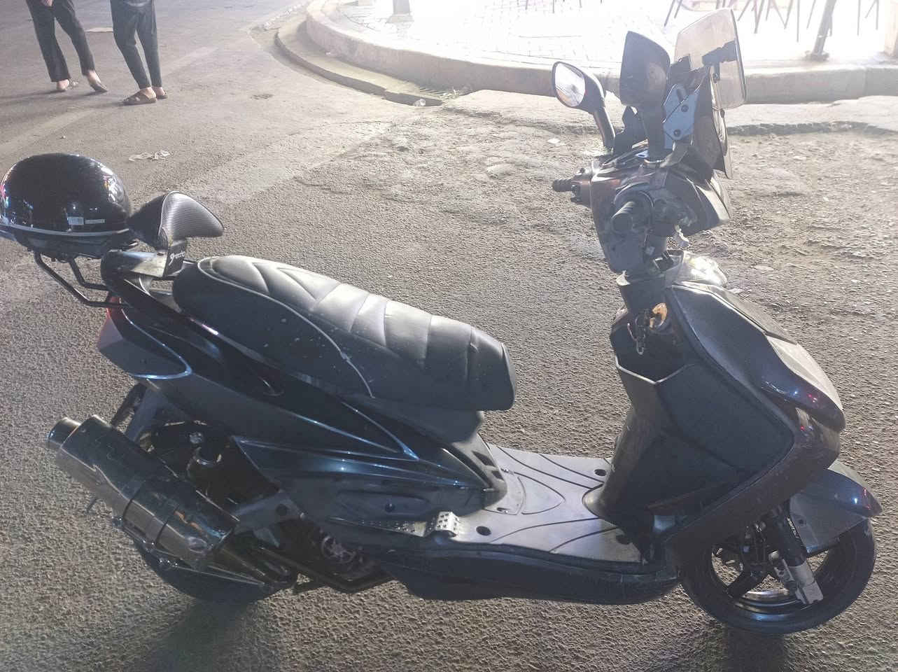 مراوس بجبلي او جيتي ار 
سكنز فحل كابريتر دراجه ٥٨ ونص شلعه ومعدل طياره 
دبلات رياضي امامي خلفي قبق فلاوين تعلاكه كشن رياضي كلجات wt صالنصه رياضي ام الحساس دراجه نكره بس كاريتر عوزه تنضيف


**إذا كنت صاحب هذا الإعلان وتريد حذفه لأي سبب، رجاءا أرسل رسالة إلى الدعم الفني**