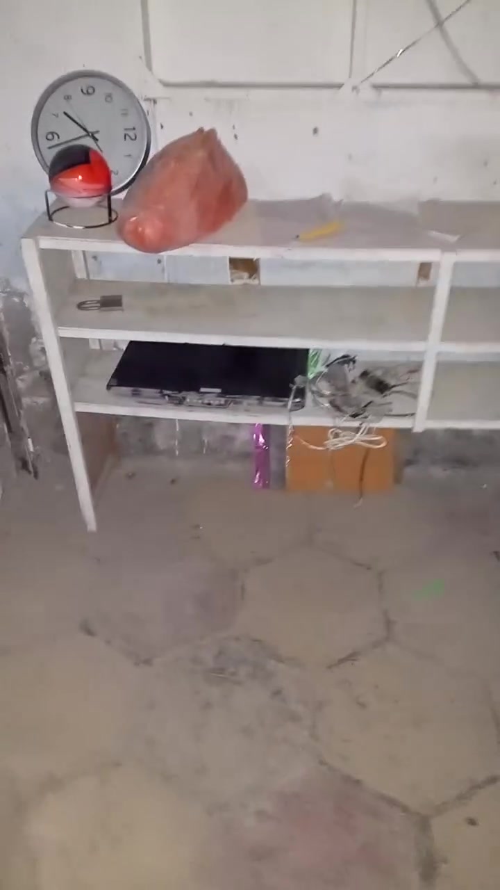 للبيع ناصرية مدينة الصدر شارع 30 
***********
