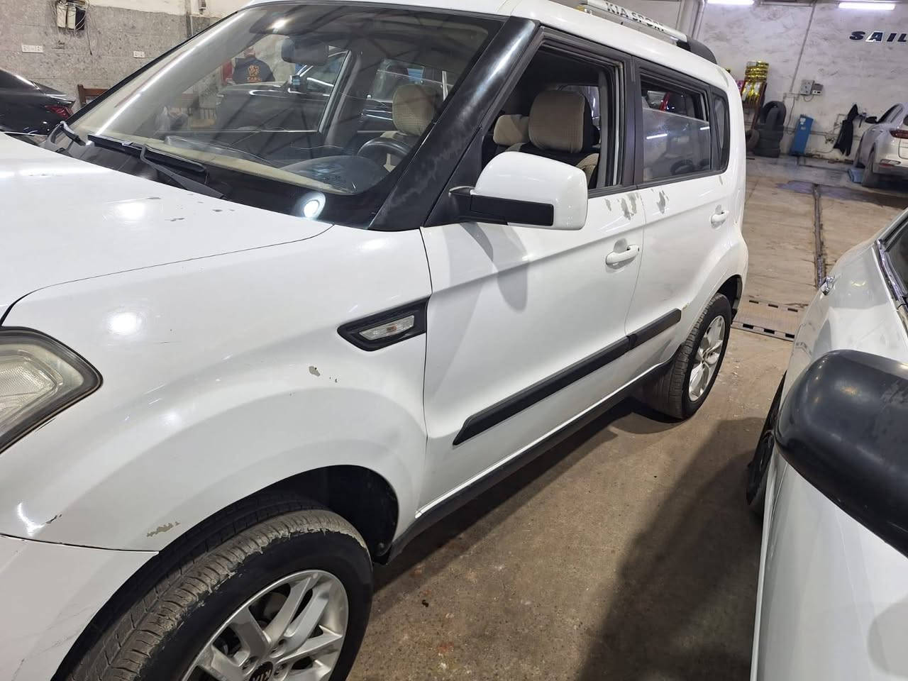 كيا صول موديل ٢٠١٢ خليجي بدون صبغ بدول تبديل كير مكينه بلادي بيها تقشير صبغ ومسوي فابلون ***********
