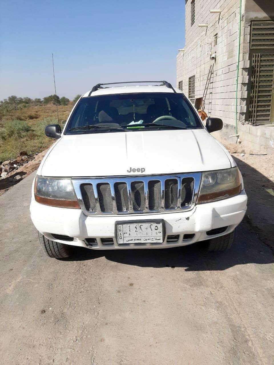 سلام عليكم سياره جيب شيروگي 
السياره كلها ابلادي كامله 
السياره بيها شوي نواقص  
التبريد نقص غاز 
*********** البصرة, العراق
