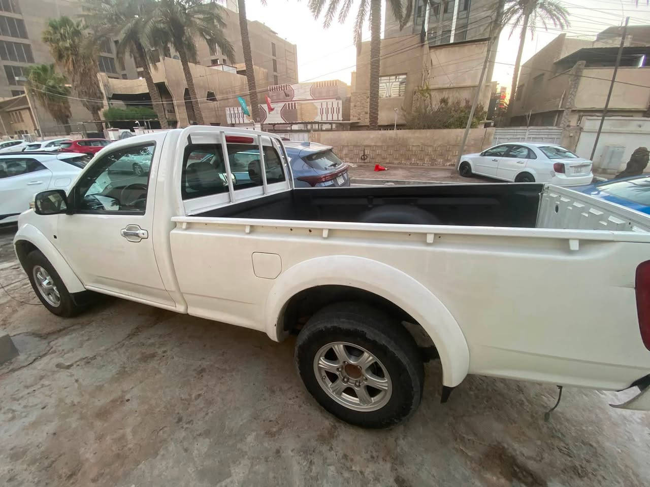 سلام عليكم سيارة كريت ويل موديل ٢٠٢١ سيارة بية حادث من الصفح او بية ضربات خفيفة محرك كير نظيف كلش السعر ٩٥ او بي مجال بسيط للاستفسار الاتصال ***********

