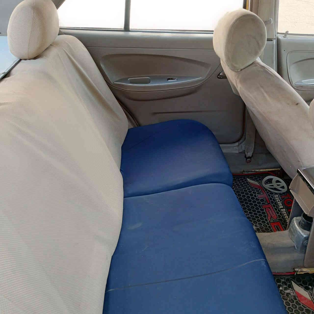 سلام عليكم عندي شري كوين لبيع سيارة خير من الله موديل 2010 تخم تاير جديد سعر 30 ورقه سياره بسمي رقم الهاتف ***********
