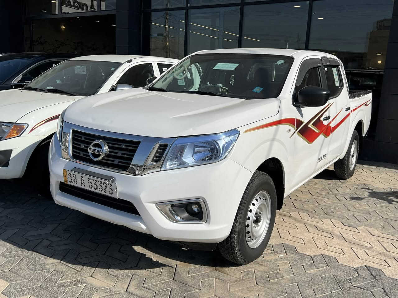 السلام عليكم …
نيفارا موديل 2019 هزة ورقم وسنوية جديد وبأسمي تحويل ثاني يوم 

ماشية 72,000 كيلو حقيقي 

مواصفات معروفه الاعتيادية وبيها كلوبات زينون وبلوجكترات زينون وشاشة وكامرة …
كير اوتوماتيك 

كير مكينة مكفولات ….. شاديلها منظومة مال غاز وشغاله وتفويلتها ب٨ الاف ونص 

جانت بيها دحجه بالبدي والباب الخلفي صار بيها الباب خلفي يمين صبغ وربع البدي والبنيد بي على كد شبر مال طابوكة عدلتها وصبغت على كدها 

مكان السيارة : بغداد 

السعر :175$ وبيها مجال جداً بسيط 

شراي اتصل : ***********
