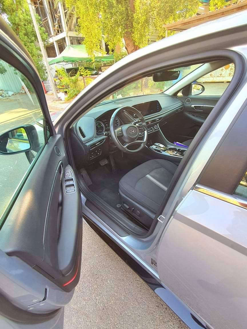 سوناتا هايبرد موديل ٢٠٢٣ للبيع او المراوس
كشن ٢ كهرباء 
شاحن واير ليس 
سماعات BOSE 
مواصفاتها معروفه
عارضها ب ١٨٣٠٠ وبيها مجال
ناشر صورها وصور حادثها وسونار ٢ 
مكان السياره بغداد اليرموك 
***********
