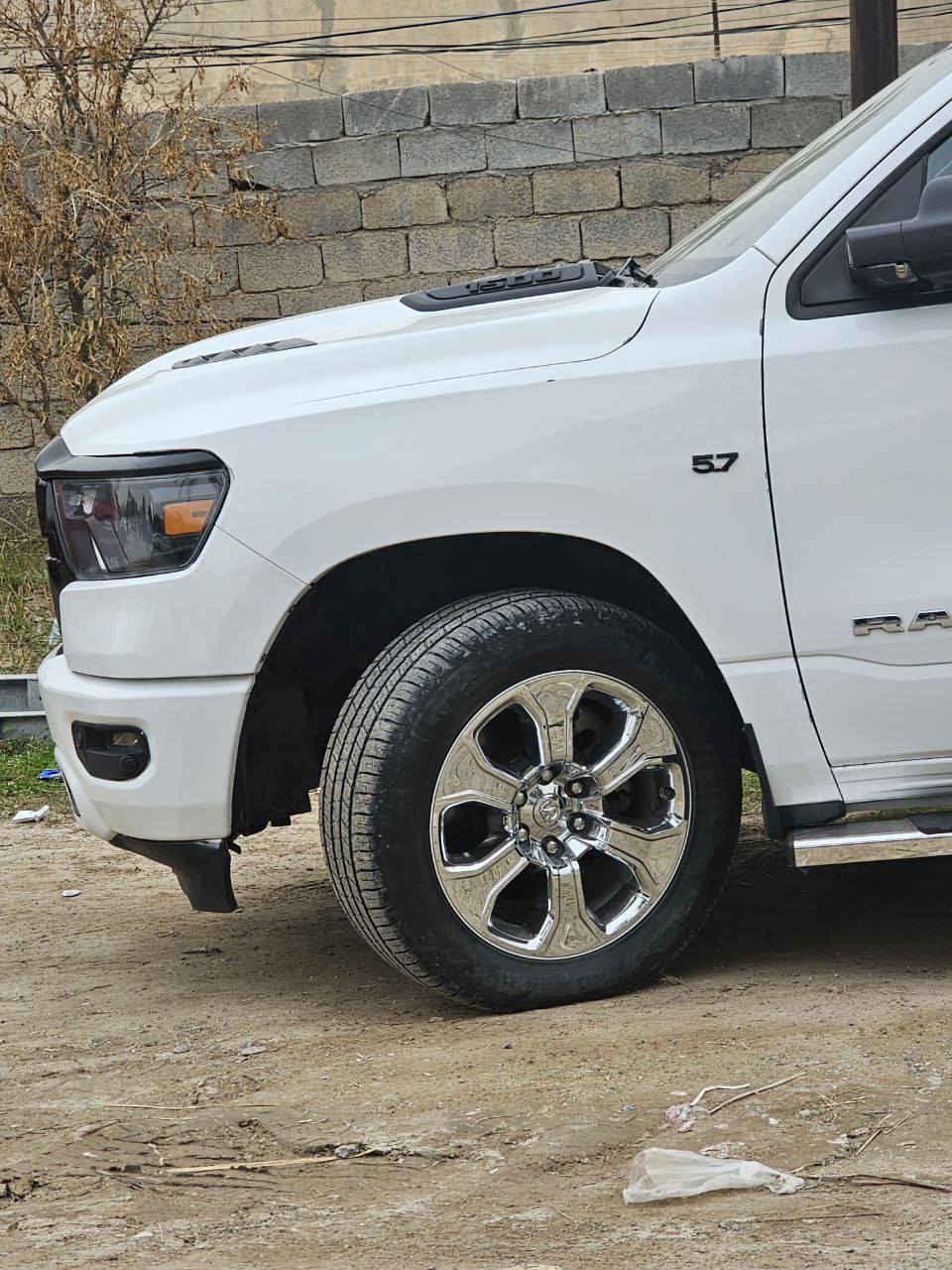 السلام عليكم ورحمة الله وبركاته ❤️
اخواني سيارة للبيع 
رام للبيع او المراوس حصراً فورد F150
موديل 2022 
المحرك 8 سلندر 5700 هيمي 
حادث تبديل بنيد ومصبوغ 
رقم بغداد 
باب قصير بدي طويل 
المو شراي رجاءا لا يتصل 
الاستفسار اكثر اتصل على الرقم 👇🏼
***********
