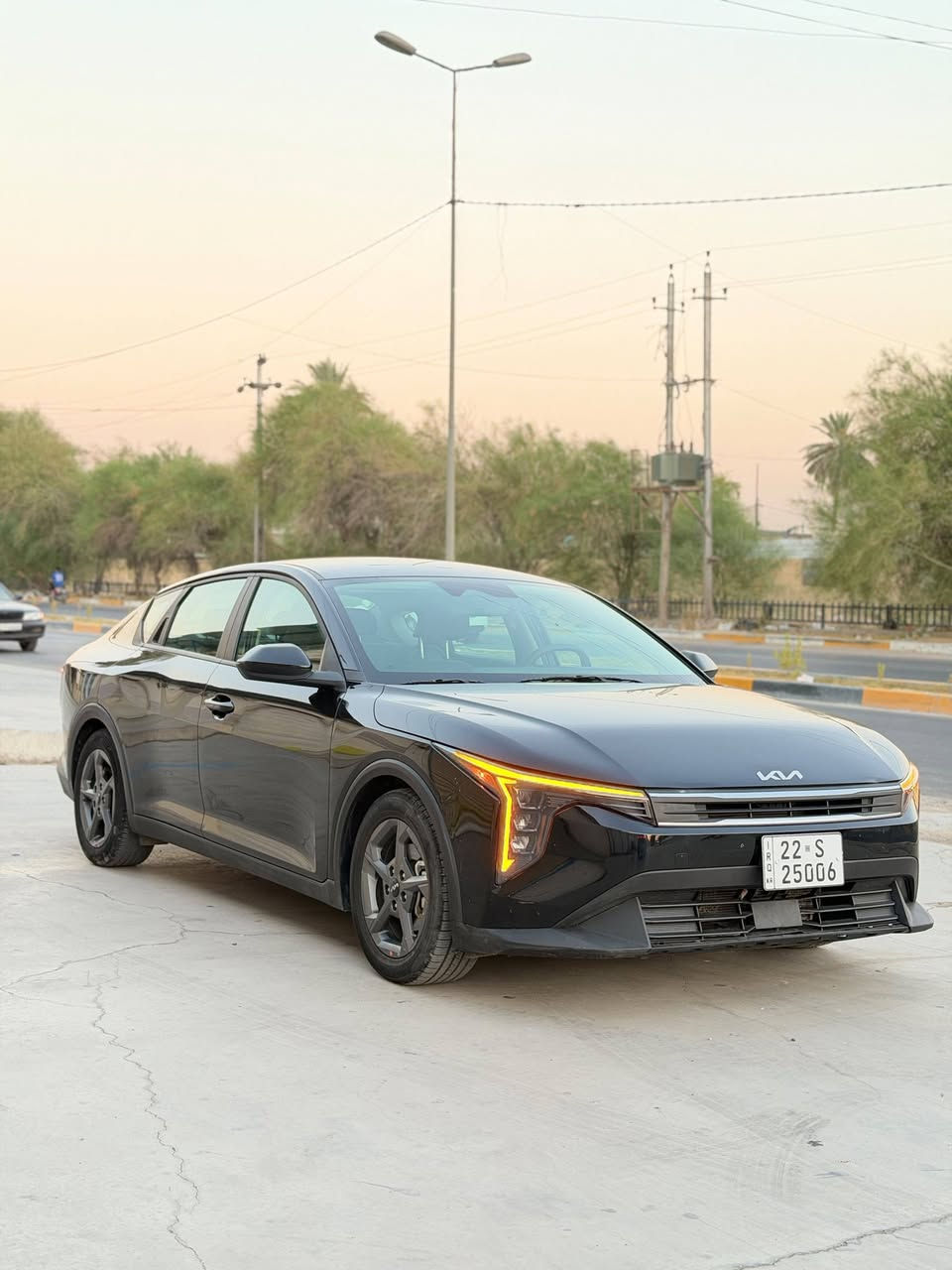 للبيع فقط كلين كفاله عامه فقط دعاميه
 كيا كي فور K4  LX  2025 
محرك : 2000 دوش مرغوب
وارد : اميركا 
ماشيه : 21 الف مشي امريكا 
مواصفاته
_بصمة 
_تشغيل عن بعد 
_ بصمة ابواب 
_ بصمة جنطه 
_شاشه متصل حجم كبير 
_فول قيادة ذاتيه مع تحديد مسار 
_فول تحكم ستيرن 
_منافذ شحن خلفية 
_سايد بريك كهربائي 
_مانع انزلاق 
_نقط عمياء
 _ تحكم وضعيات قياده
_رادار امامي وخلفي وجانبي 
_فول حساسات توقف ذاتي 
_لد امامي مع عدسات زنون
_لد خلفي 
_كامره خلفية دقه hd 

مرقم اربيل كامل ( تحويل مباشر )

حادث سياره 
فقط دعاميه بدون لاايرباك ولا دواخل ونفسه مصلحه وصور حادث مرفقه 
باقي سياره كفاله عامه ع اخير 

عنوان : بغداد قرب علوه الرشيد القوس 
السعر : 174$$
استفسار :***********
             :***********
