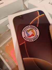 قطعة  مستخدمة  16 برو ماكس. ماستر عربي شرق اوسط   نضافة 100  .  استخدا...