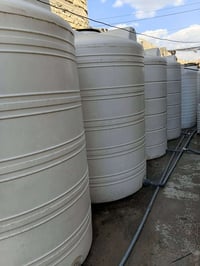 ٤ خزانات الوطني سعه ٥ الاف  ٤٠٠ الواحد نهايته ٠٧٧٠٩٢٢٣٥٣٥