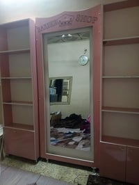 رفوف للبيع.للاستفسار على الرقم 07512060735