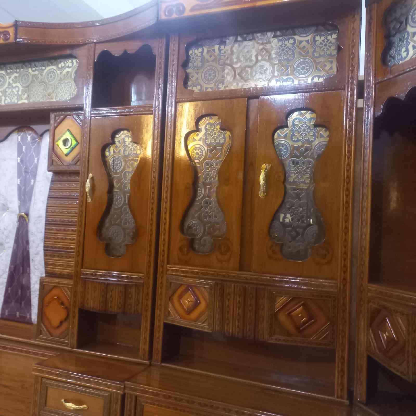 عرض خاص لفتره محدوده 😍
غرفة نوم صاج ❣️ درجة اولى 

الخشب ثقيل الواجهة  5 ملم 

 ضهر الكنتور  5 ملم  

(تتكون الغرفه من 11. قطعه )

( ارتفاع الكنتور مترين و 55 ) 

ملاحضه: يتوفر جميع الموديلات 

يتوفر بيع  بالاقساط. 

العنوان الرمادي 5كيلو 

للاستفسار مراسله الصفحه او اتصل 

***********
