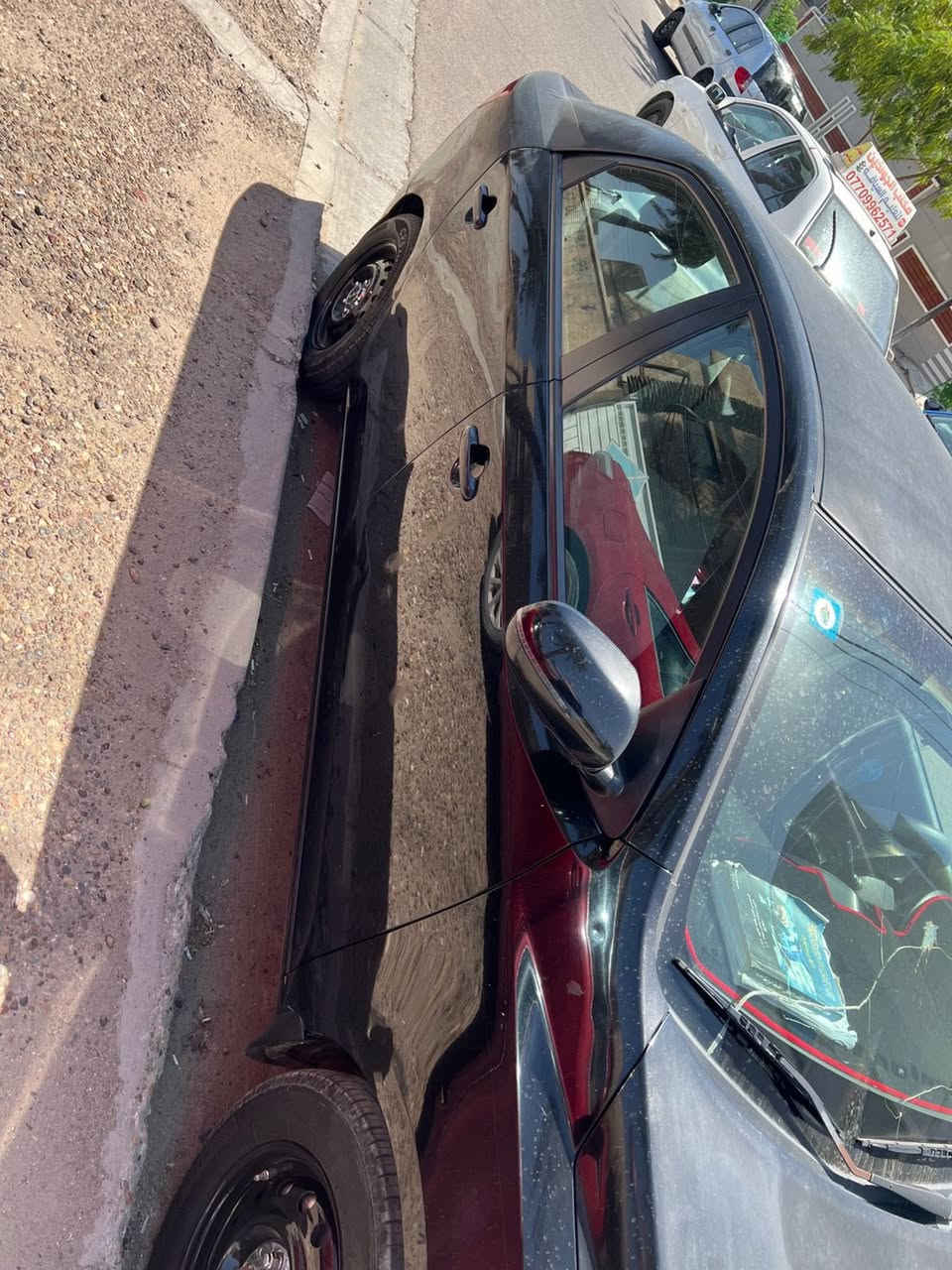 سلام عليكم اخواني سياره البيع فورتي سياره مابيه ضرب بس ملاحظات. حادثة جام الخلفي سياره مكفول من فتح مابيه اي فتح سياره م ملاحظة سياره بيها منظومة غاز تخم تائرات السيارة جاهزة من على آخر حباية السيارة بيها جراد القمر والجنط وديتها الصباغ وكلي بل بوليش يروحي سياره تحكم سترين مانع انزلاق فول على البصمة والفتحة ￼ 85 بيها مجال سياره رقم بغداد ￼*********** 
ملاحظة اني مكفول بل نشر ملاحظه مروس اذ اكو
