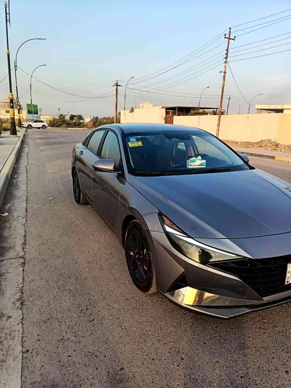 السلام عليكم 
النترا 2023 محرك 2000 دوش
صور الضرر بلمنشور 
ماشيه 50 كيلو متر مو ميل
سياره جديده خير من الله 
ضرر السياره بنيد فقط صطحي بدون اي دواخل 
رقم الهاتف *********** بغداد, العراق
