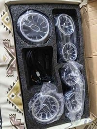 من رخصه الادمن عندي هاي الفتحات تهويه مال مارسدس بنز لبيع أهل المصالح ...