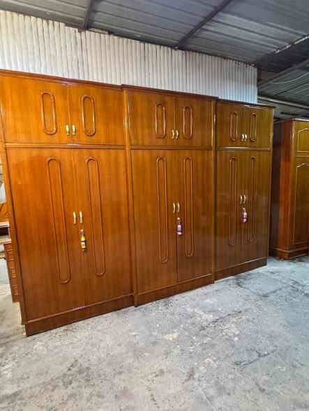 السلام عليكم معرض الشويلي لنجاره والأثاث 
غرفه ٦ وملحق صاج داخل وخارج الظهر جرجوبه
صاج شغل ثقيل جدا جدا نظيفه اخت الجديده استعمال قليل الغرفه  صاج الوجه 5 ملم والداخل 4ملم 
 للحجز والاستفسار علئ الرقم او واتساب (***********) ( *********** )
يوجد توصيل جميع المحافظات
العنوان بغداد الامين ثانيه
